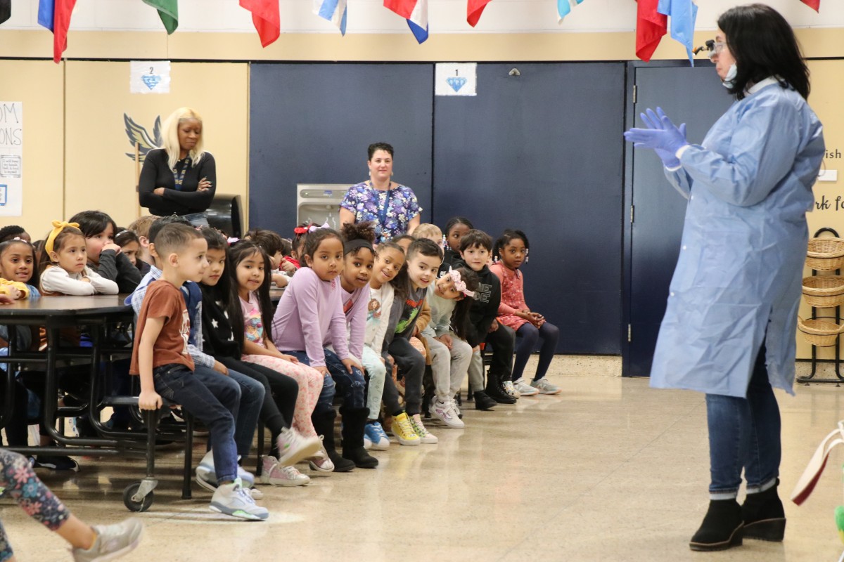 Local Dentist Visits Meadow Hill Scholars - Meadow Hill Global